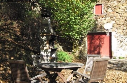 Valcarlos Cottage | Toki Ona cottage for 22 people