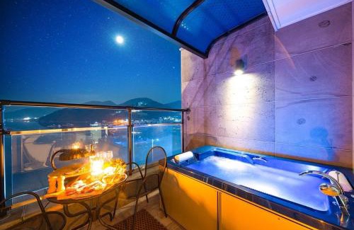 Tongyeong House | Tongyeong By the Sea Spa Pension