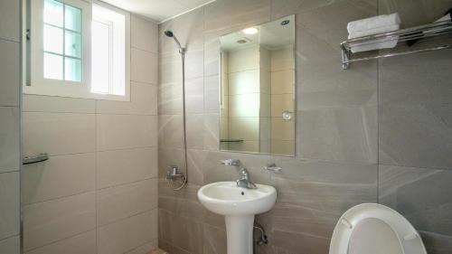 Pinari-gol House | Tongyeong Olga Resort