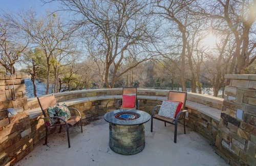 Crawford House | Tonkawa Riverfront Retreat: Secluded Oasis, just 20 miles to Baylor/McLane/Silos
