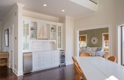 Easton's Point House | Too Good to be True View ~ Panoramic Ocean Views ~ Seaside Vacation Retreat!