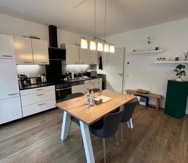 Bestensee Nord Apartment | TOP-Ferienwohnung bei Berlin, bis 3 Gäste, Terrasse und Garten