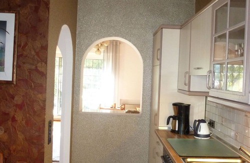 Stadtbezirk 3 Apartment | Top location, high quality, sunny maisonette. , Garden, free wifi