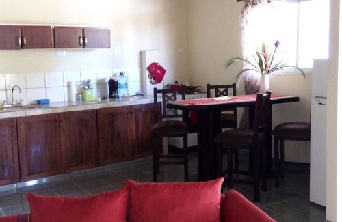 San Isidro de Grecia Apartment | Top of the Mountain, new American owned Gated modern Lodge