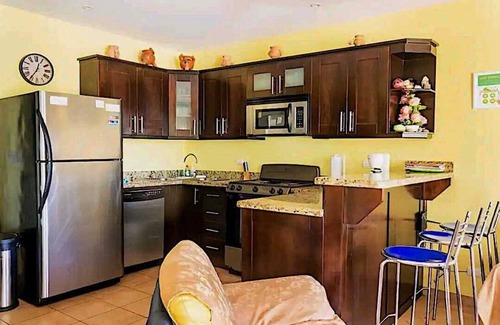 Coco Sunset Hills Condo | TOP ON THE HILL OCEAN VIEW CONDO, PERSONALLY OWNED. COCO, COSTA RICA.