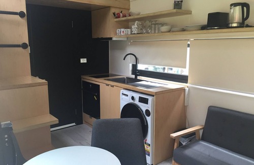 Stanwell Tops House | TopStay Accommodation A Tiny Home with bush views