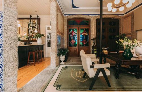 Guimaraes House | Torel Royal Court