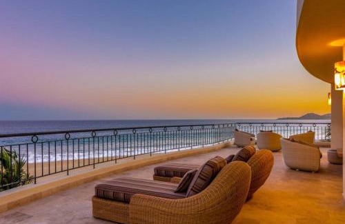 Zona Hotelera House | Tortuga-World Class Ocean Front Villa5 500ft