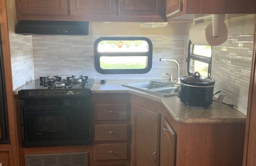 Lincoln RV Rental | Total Camping Package