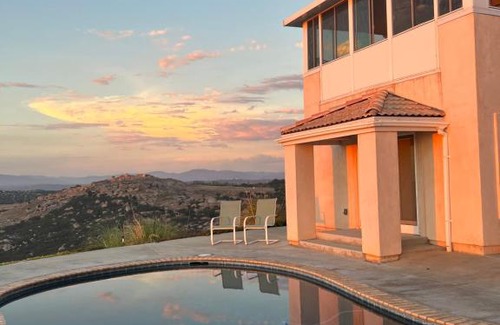 Ramona House | Touch The Sky