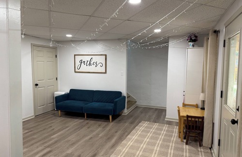 Bogart Apartment | Touchdown Stay! Cozy 2BR Near UGA & Downtown Athens