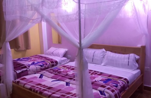 Naro Moru Hotel | Tourgate Hotel