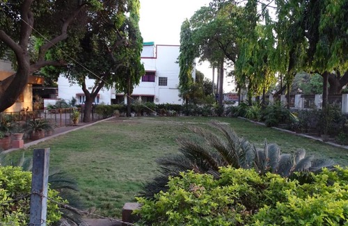 Daulatabad Cabin | Tourist Home Lodging