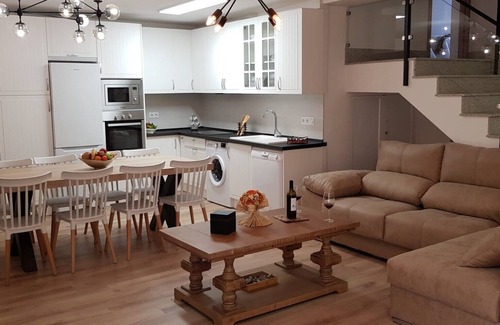 Zorraquin Cottage | Tourist house adapted for handicapped people. Groups between 12/14 people.