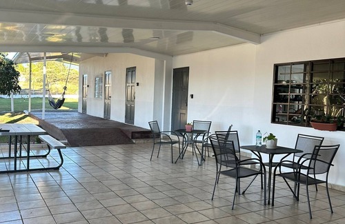 Brisas de Alto Boquete Apartment | Tourist Lodging in Alto Boquete - Family Room with private bathroom