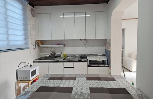 Pyeongtaek House | TOV 안정리게이트옆, 2층 조용한 주택가, long-term, 방3(Q,Q,SS)