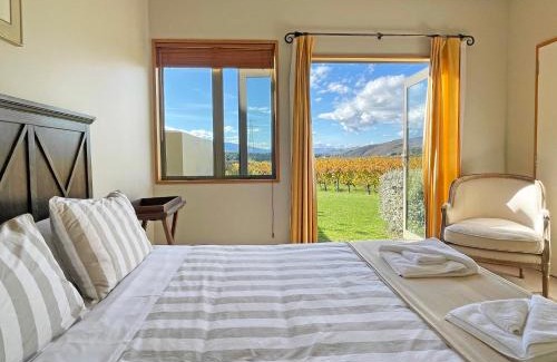 Lowburn House | Towan House at Carrick Winery