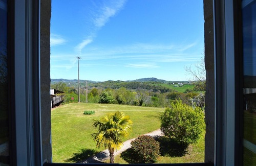 Brignac-la-Plaine House | Tower Home in Brignac with Private Garden