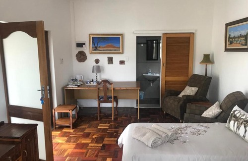Ladismith House | Towerzicht Guest House