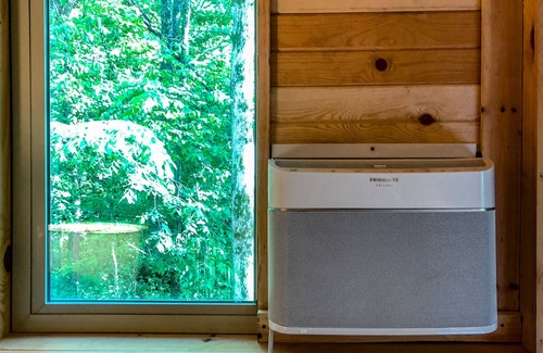 Viroqua Cabin | Towhee cabin at Driftless Creek