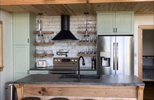 Asheville Cabin | Town Mountain Views - 3 Miles from Downtown Asheville