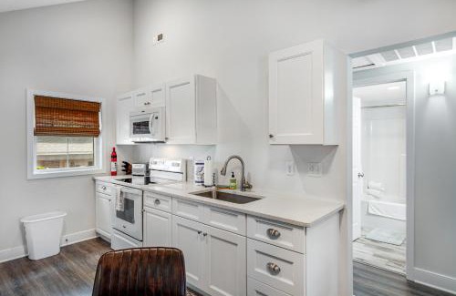 South Rehoboth Apartment | Town of Rehoboth Beach - 46 Delaware Ave, Unit C