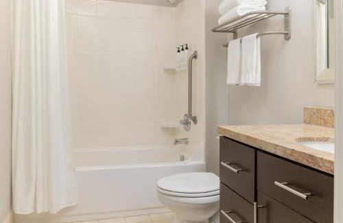 Erie Hotel | TownePlace Suites by Marriott Erie