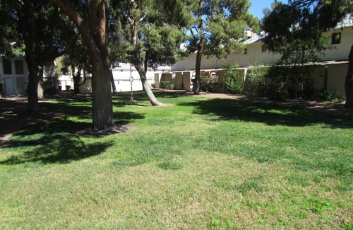 Paradise House | Townhouse in Las Vegas near Strip