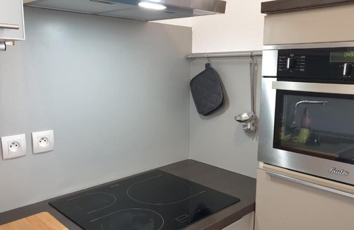 Bourg-Saint-Andeol Apartment | Très bel appartement dans résidence calme