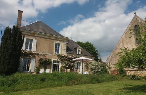 Ponce sur Le Loir House | Très Jolie Maison Ancienne, Très Confortable, Dominant la Vallée du Loir
