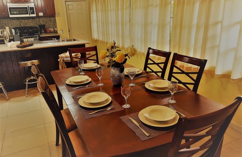 Canaan Villa | TRADEWINDS VILLA - Architectural Designed Villa Near Beautiful Beaches