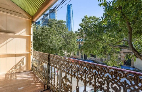 Millers Point House | Traditional 2-Bed Terrace House in Millers Point