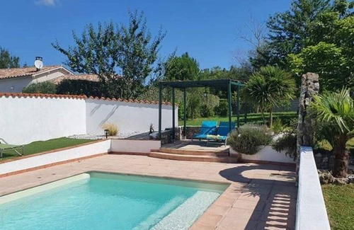 Escassefort House | Traditional Character House in Small Very Pleasant and Authentic Village