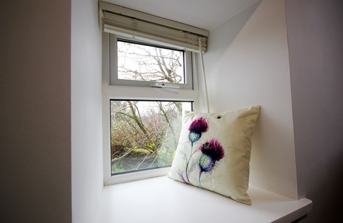 Inverin House | Traditional cosy retreat in the heart of Connemara