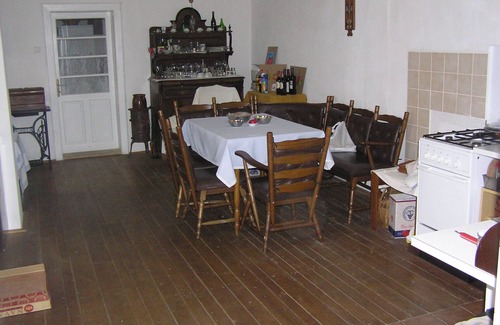 Janovce House | Traditional country house with a big garden