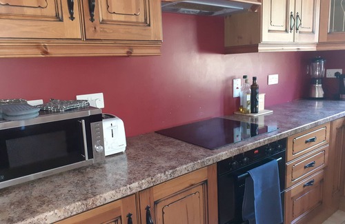 Rosmuck Cottage | Traditional Irish Cottage In The Heart Of Connemara with WI-FI