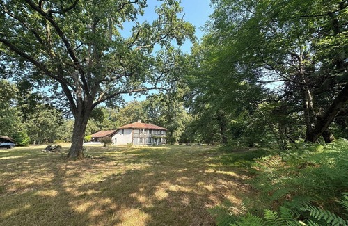 Vert House | Traditional Landes house on airial
