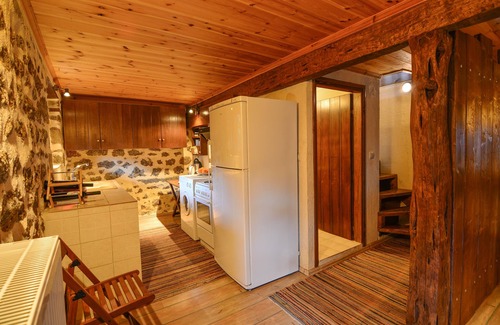 Ano Trikala House | Traditional stone house "Ilianthi"