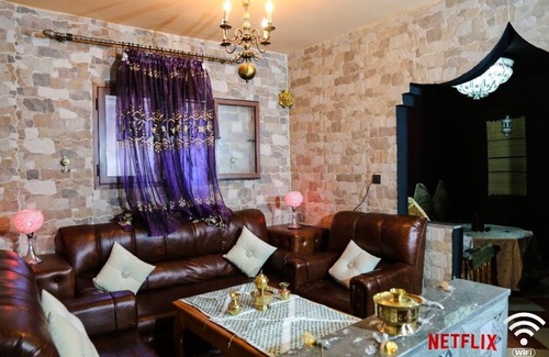 Azrou Apartment | Traditional salam apartment