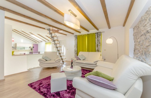 Crno House | Traditional stone made house with magnificant