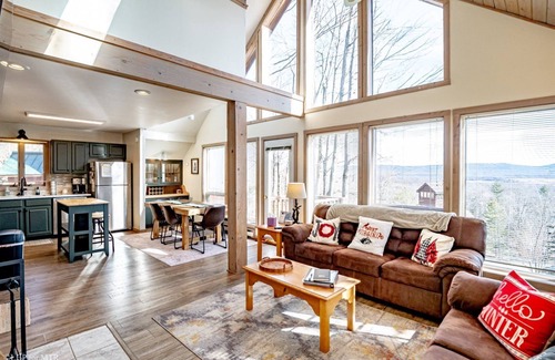 Davis House | Trail Magic - 57 Mountain Laurel Lane