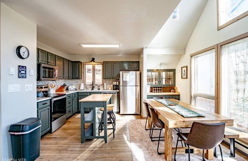 Davis House | Trail Magic - 57 Mountain Laurel Lane