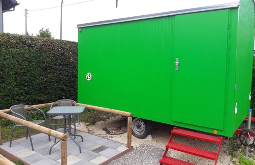 Offingen Apartment | Trailer 7,5qm w. Terrace
