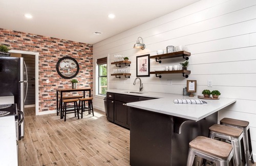 Bella Vista House | Trails Edge Cabin #13 on Back 40 Now Pet Friendly