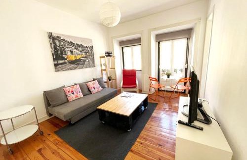 Santo Amaro Apartment | Tram House @ Lx Factory!