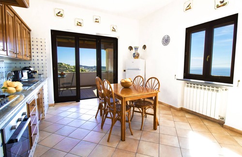 Forio Apartment | TRAMONTO: exclusive and panoramic apartment with sea-sunset view in Ischia