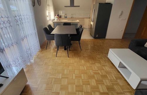 Skofljica Apartment | Tranquil and Charming Apartments with Shared Garden - Three Bedroom Apartment with Balcony