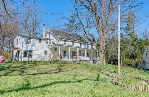 Norristown House | Tranquil and Historic Estate Near Valley Forge