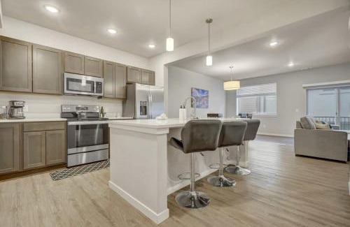 Stetson Hills House | Tranquil Family Condo