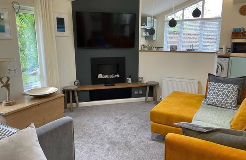 St Minver Cabin | Tranquil Lodge in Beautiful Cornwall
